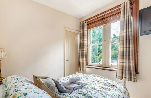 Accrington Cottage | 2 bedroom accommodation in Accrington