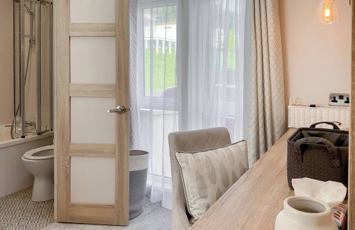 Pendine Cottage | 2 bedroom accommodation in Pendine, near Laugharne and Llansteffan