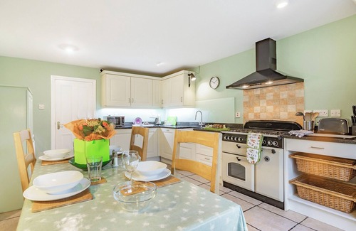 Cheltenham Cottage | 2 bedroom accommodation in Cheltenham, near Gloucester