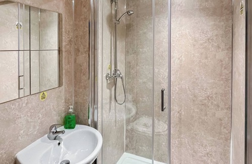 Cowdenbeath Apartment | 2 bedroom accommodation in Crossgates