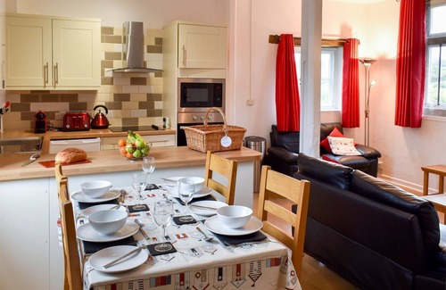 Holsworthy Cottage | 2 bedroom accommodation in Bridgerule, near Bude