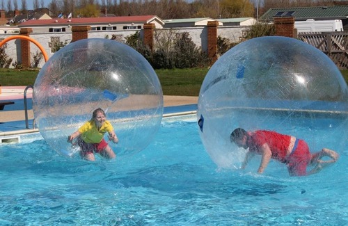 Hunstanton Ski Chalet | 2 bedroom accommodation in Hunstanton