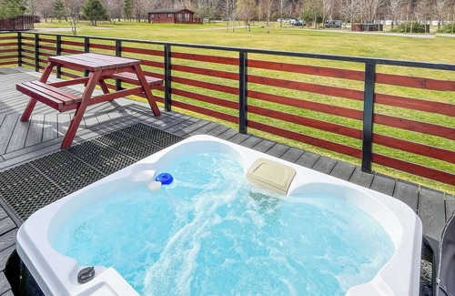 Newtonmore Cottage | 2 bedroom accommodation in Glentruim, near Newtonmore