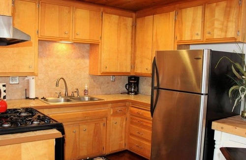 Big Bear Lake Cabin | 2 bedroom accommodation in Big Bear Lake
