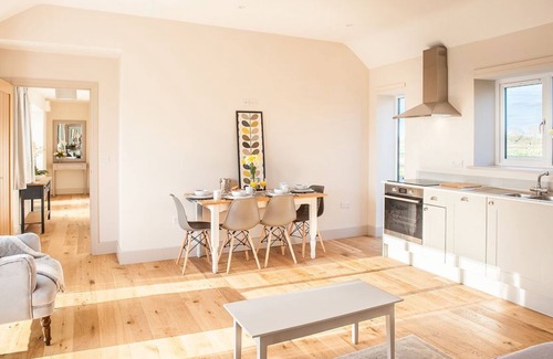 Swindon Cottage | 2 bedroom accommodation in Cricklade