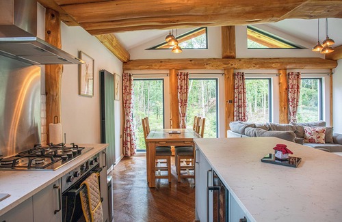 Overton-on-dee Ski Chalet | 2 bedroom accommodation in Ellesmere