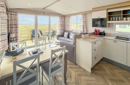 Castle Douglas House | 2 bedroom accommodation in Sandgreen