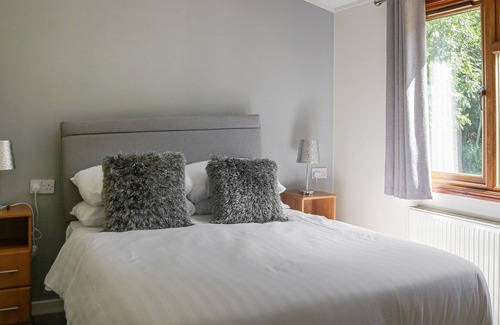 Sproatley Cabin | 2 bedroom accommodation in Sproatley