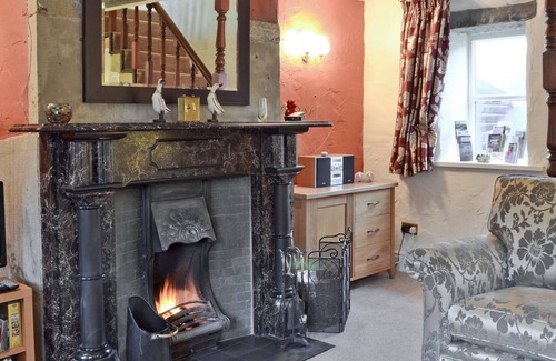 Meltham Cottage | 2 bedroom accommodation in Meltham, near Holmfirth
