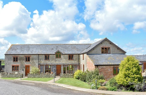 Sherborne Cottage | 2 bedroom accommodation in Leigh, near Sherborne