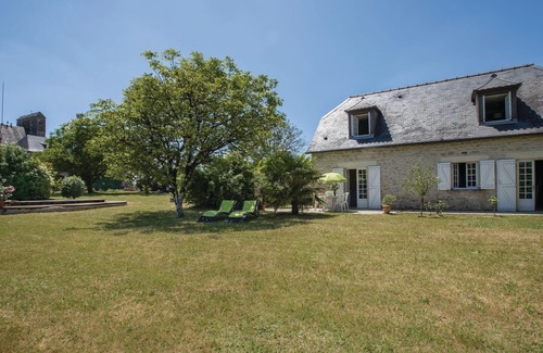 Yssandon House | 2 bedroom accommodation in Yssandon