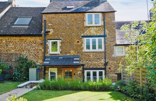 Hook Norton Cottage | 2 bedroom accommodation in Hook Norton, near Chipping Norton