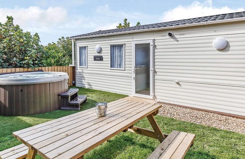 Cheddar House | 2 bedroom accommodation in Cheddar, Somerset
