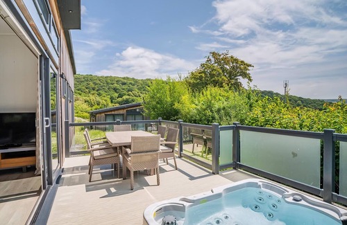 Cheddar Ski Chalet | 2 bedroom accommodation in Cheddar