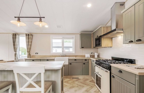 Yaxham Cabin | 2 bedroom accommodation in Yaxham, Dereham