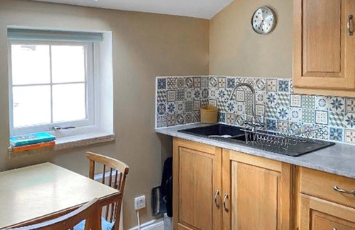 Isle of Arran Cottage | 2 bedroom accommodation in Lamlash