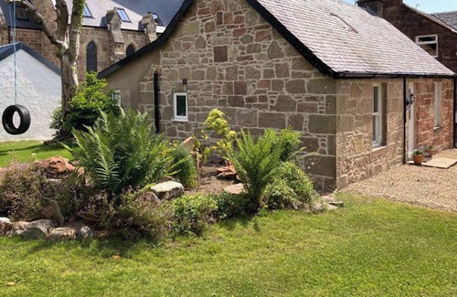Isle of Arran Cottage | 2 bedroom accommodation in Lamlash