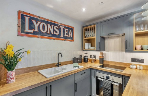 Narberth Apartment | 2 bedroom accommodation in Narbeth