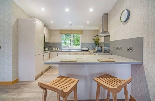 Newport Ski Chalet | 2 bedroom accommodation in Newport, Pembrokeshire
