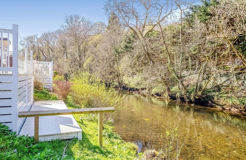 Saltash House | 2 bedroom accommodation in Notter Bridge, Saltash