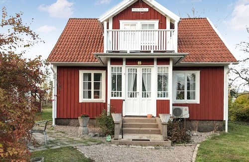 Växjö House | 2 bedroom accommodation in Älmeboda