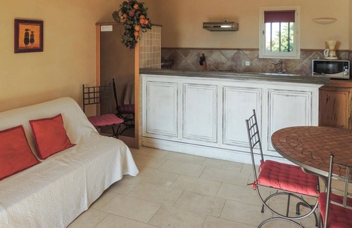 Sablet House | 2 bedroom accommodation in Sablet