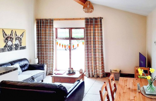 Alford House | 2 bedroom accommodation in Mumby, near Anderby Creek