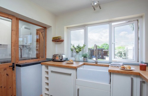Clyst Saint George Cottage | 2 bedroom accommodation in Clyst St. George, near Exeter