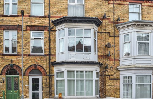 Muston Cottage | 2 bedroom accommodation in Filey