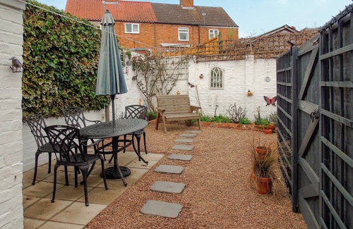 Louth Cottage | 2 bedroom accommodation in Louth