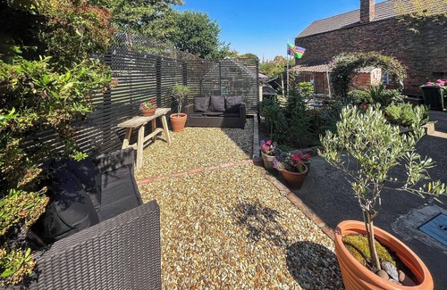 Louth Cottage | 2 bedroom accommodation in Louth