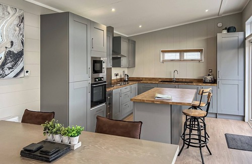 St. Florence Cabin | 2 bedroom accommodation in St Florence, Tenby