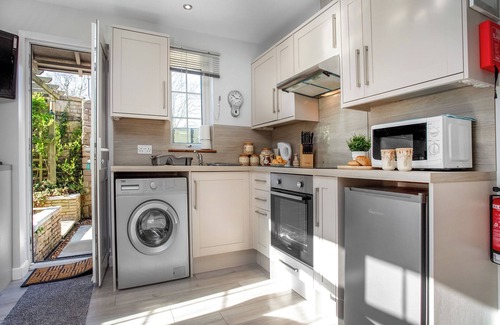 Looe Cottage | 2 bedroom accommodation in Looe