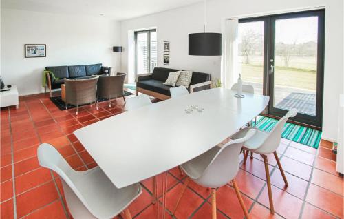 Langemark Apartment | 2 Bedroom Amazing Apartment In Samsø
