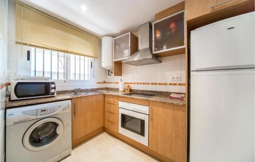 Cabanes Apartment | 2 Bedroom Amazing Apartment In Cabanes