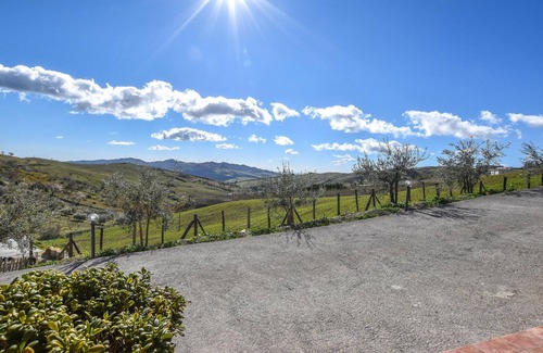 Troina House | 2 bedroom amazing home in Troina