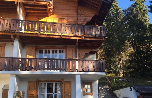 Villars-sur-Ollon Apartment | 2 Bedroom apartment in Chalet for ski/summer hols. Fantastic views of Alps