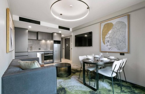 Melbourne Central Business District Apartment | 2 Bedroom Apartment at Rosslyn Street Melbourne
