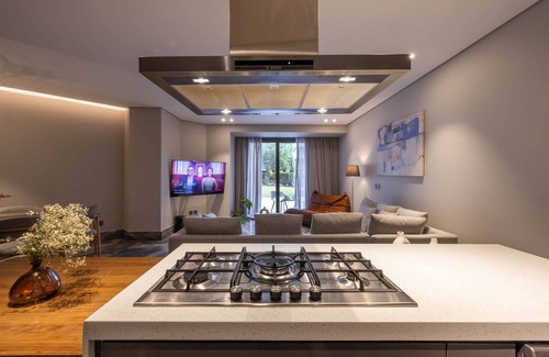 New Cairo House | 2-Bedroom Apart with Garden Views & Pool Access GF