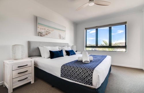 Marcoola Apartment | 2 BEDROOM APARTMENT Level 1 & 2