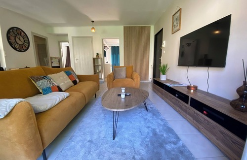 Vals-les-Bains Apartment | 2 bedroom apartment Vals les bains with balcony 5 minutes from the thermal baths