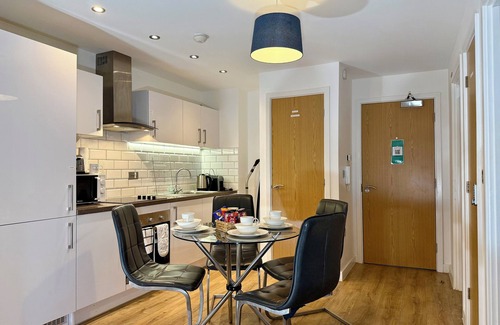 Birmingham City Centre Apartment | 2-bedroom apartment with en-suites, Ideal for business and leisure stays