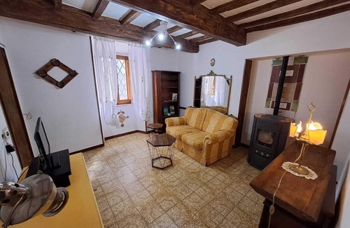 Semproniano Apartment | 2 bedroom apartment in Semproniano