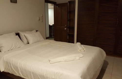 Kollupitiya Apartment | 2 Bedroom Apartment - Colombo Crescat Residencies (Sea View)