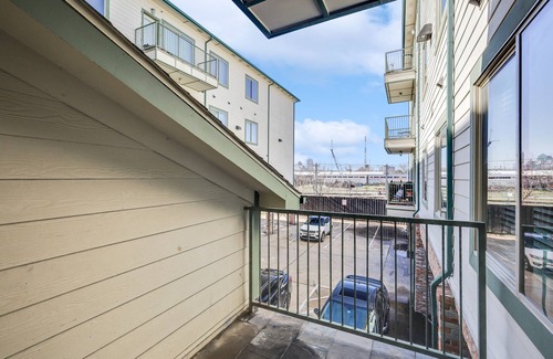 Dallas Condo | 2 Bedroom Apartment Close to Downtown & Baylor Hospital