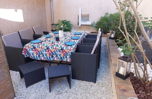 Chamarande Apartment | 2 Bedroom Apartment in Chamarande