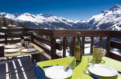 La Rosiere Apartment | 2-bedroom apartment, 60 m square, panoramic 180-degree view, close to the slopes.