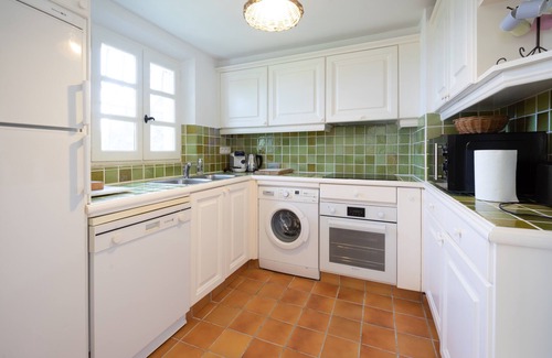 Cote d'Azur- French Riviera Apartment | 2 Bedroom apartment in Ramatuelle overlooking the Bonne Terrasse creek.