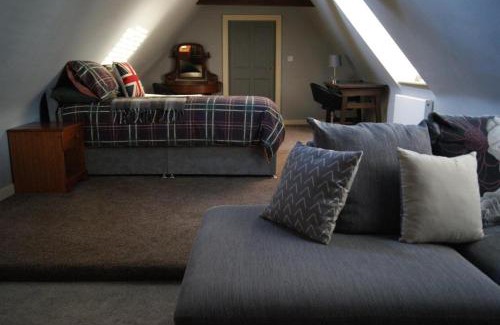 Boston Apartment | 2 Bedroom Apartment - Free Parking