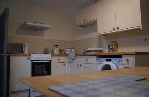 Boston Apartment | 2 Bedroom Apartment - Free Parking